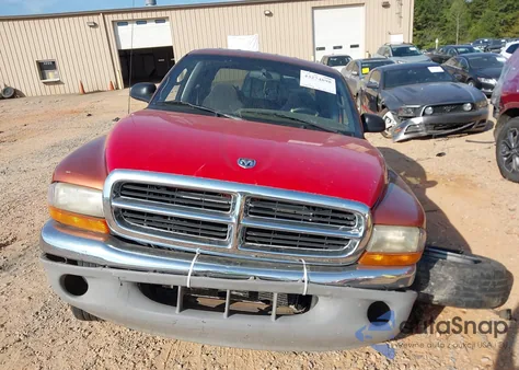 2000 Dodge Dakota Slt/Sport from USA, damaged, VIN 1B7GG2AX8YS720132